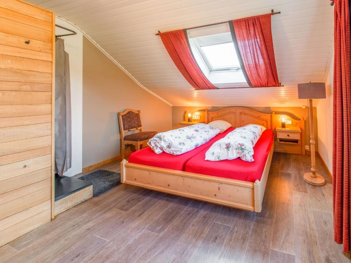 Luxurious House With Sauna In A Farm In Bastogne Exterior photo